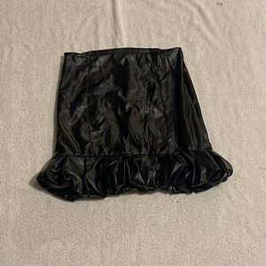No brand skirt size small pre-owned